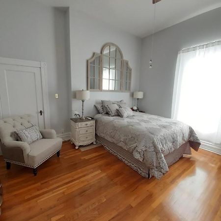 Queens Chamber W King Heavenly Bed At Nottingham Place In Wise Buitenkant foto